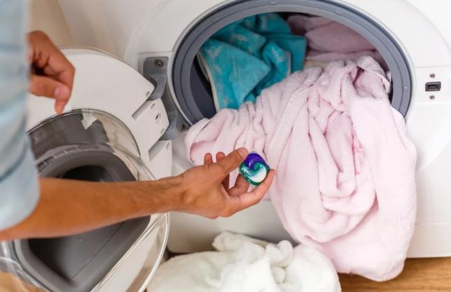 I Tide Pod rovinano la lavatrice?