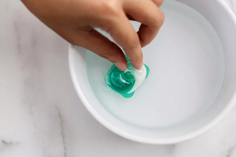Kan jeg putte en Tide Pod i opvaskemaskinen?
