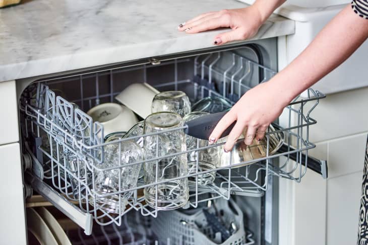 As folhas de biscoitos Wilton s&atilde;o seguras para m&aacute;quina de lavar lou&ccedil;a?